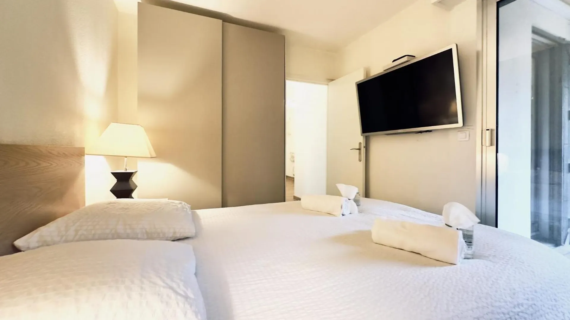 L'Ebene - Cannes Centre - Cozy 0*,